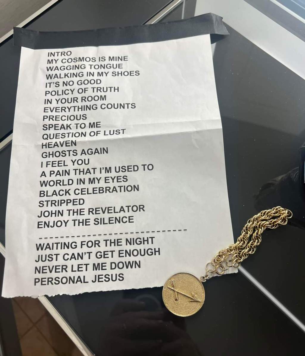 Martin Gore synger ‘Heaven’